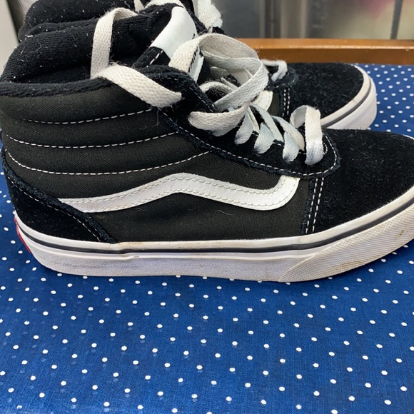 Youth Vans - Picture 3 of 5